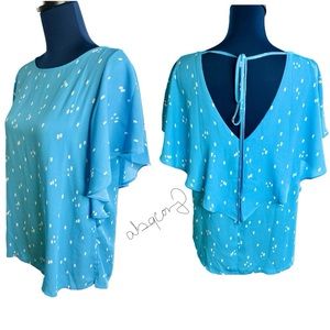 EUC LOFT Blue & White Confetti Print Tiered Flutter Sleeve Blouse